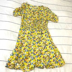 Sweet floral 💐 free people dress.